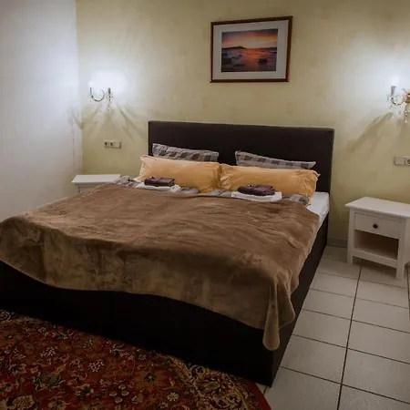 Guest house Doan